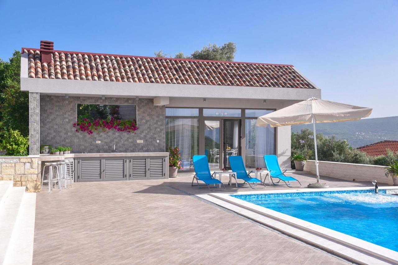 Verbalj Apartment With Swimming Pool Kotor Exterior photo