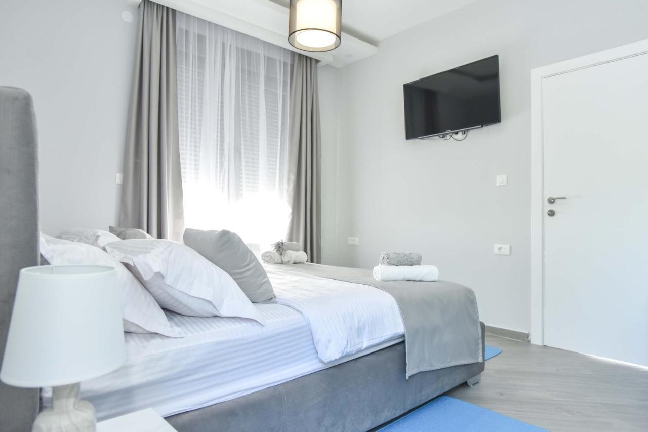 Verbalj Apartment With Swimming Pool Kotor Exterior photo