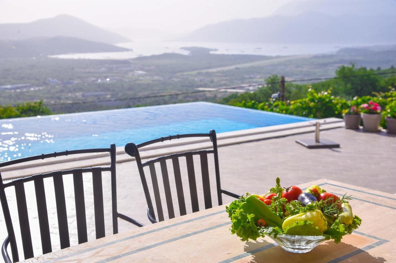 Verbalj Apartment With Swimming Pool Kotor Exterior photo