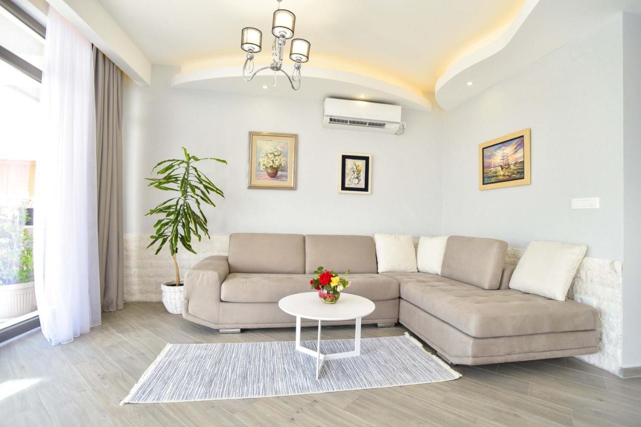 Verbalj Apartment With Swimming Pool Kotor Exterior photo