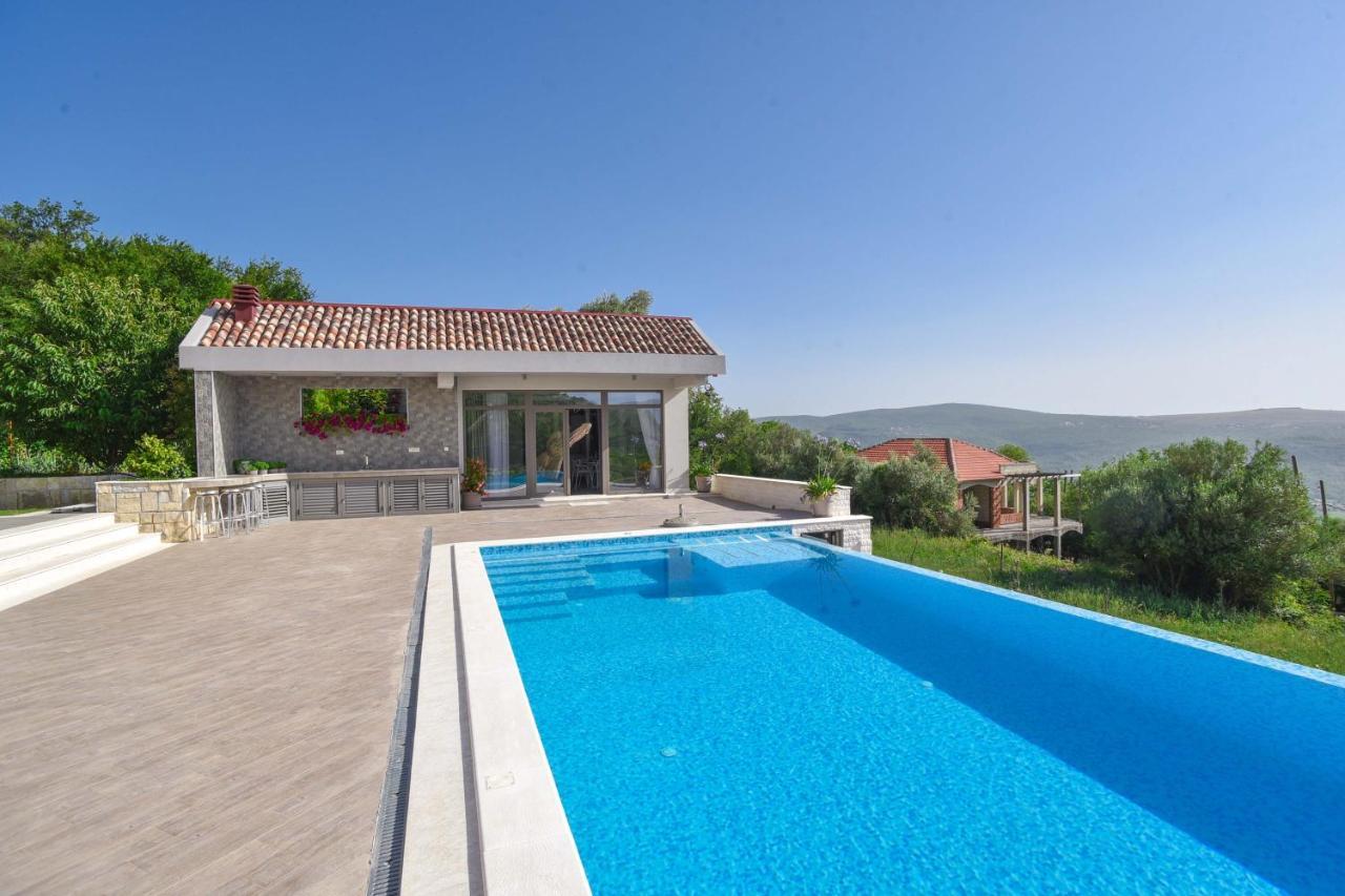 Verbalj Apartment With Swimming Pool Kotor Exterior photo