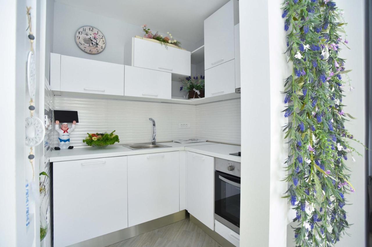Verbalj Apartment With Swimming Pool Kotor Exterior photo