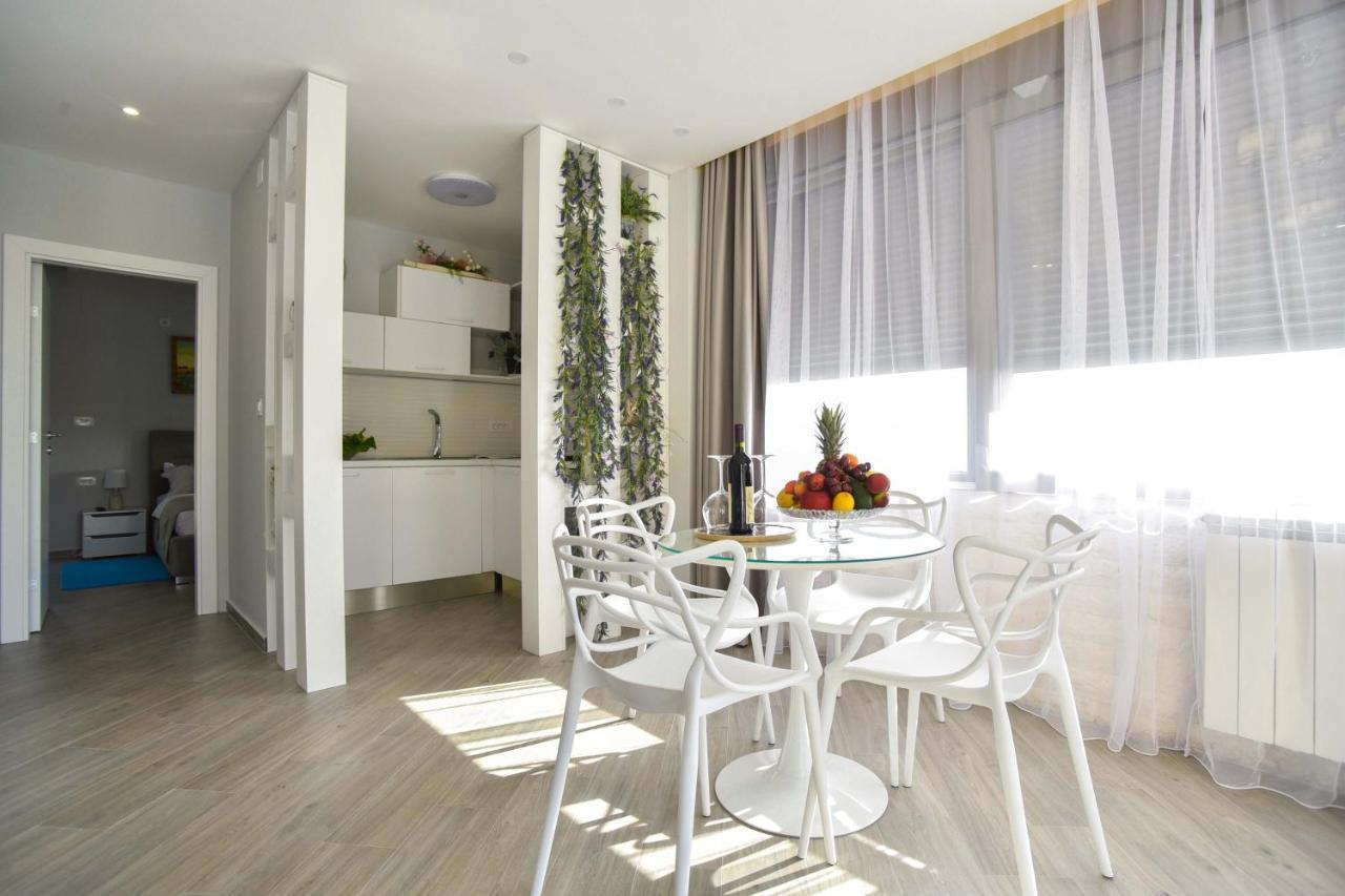 Verbalj Apartment With Swimming Pool Kotor Exterior photo